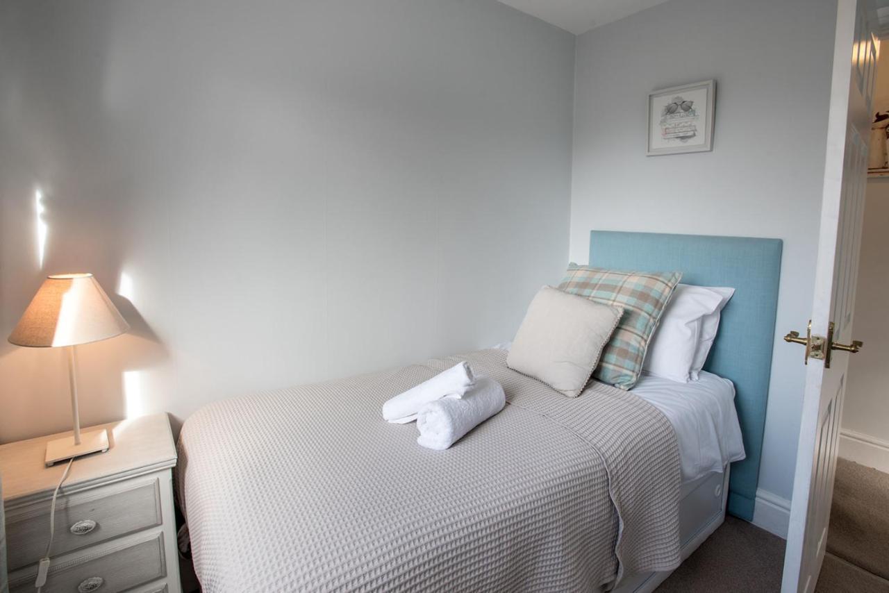 Newly Renovated Old Bakery House In Bath, 3 Bedroom, Free Parking Экстерьер фото